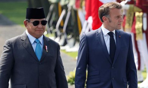 presiden-prabowo-subianto-menerima-kunjungan-kenegaraan-presiden-prancis-emmanuel-macron-di-istana-merdeka-jakarta-rabu-285202-1748403375472_169_copy_484x289
